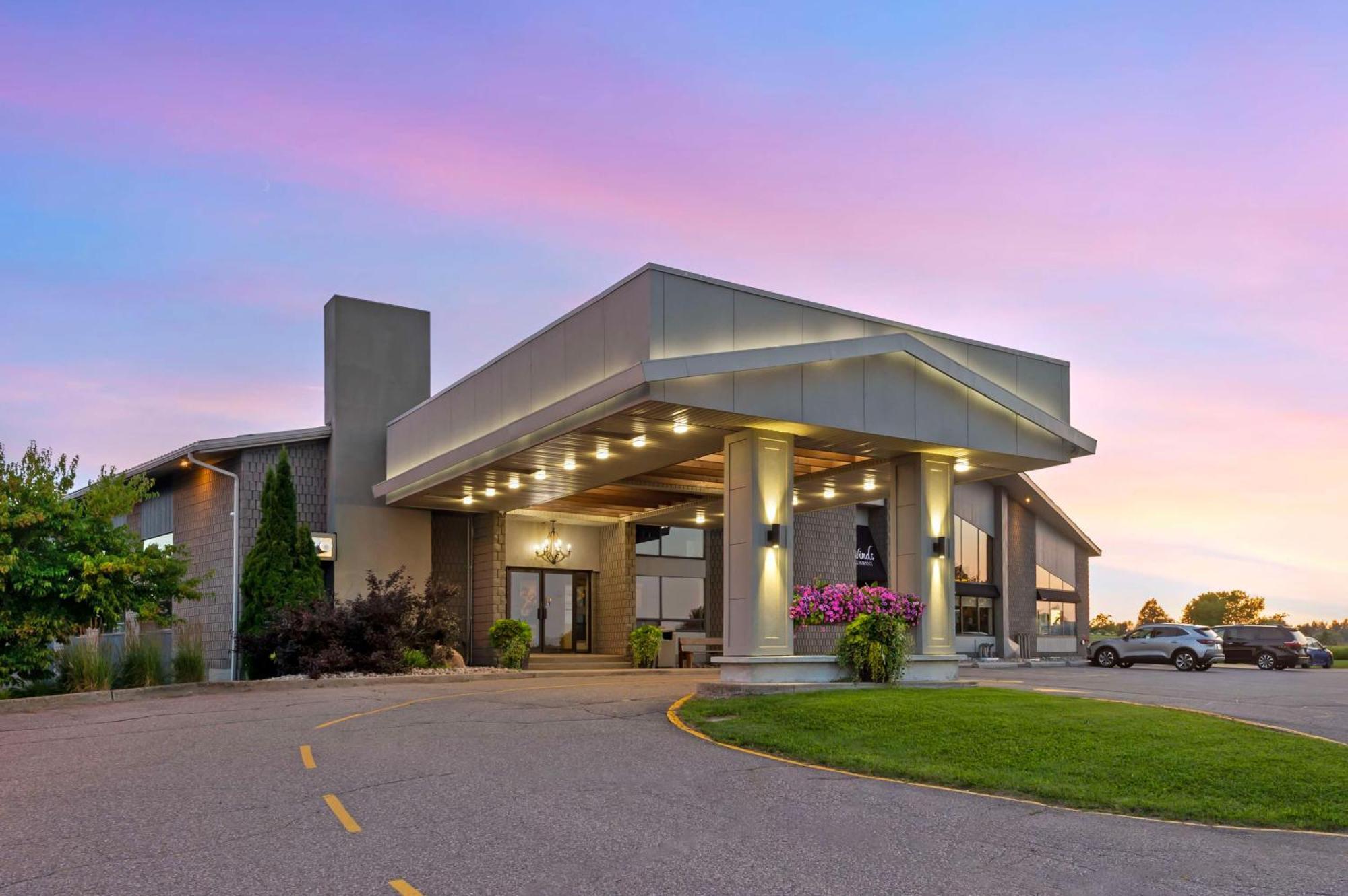 Best Western Pembroke Inn & Conference Centre Exterior foto
